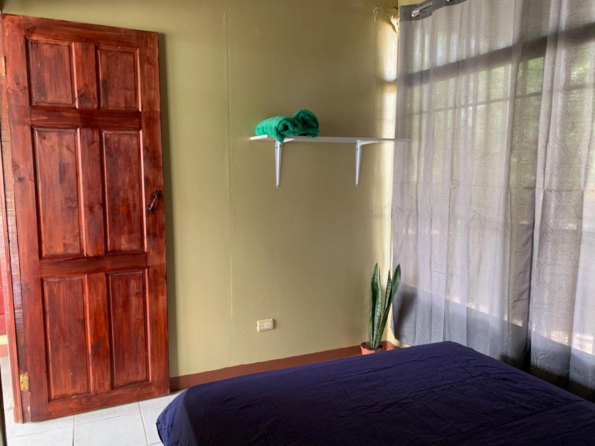 منزل الضيف Puerto Jiménez  في Blue House المظهر الخارجي الصورة